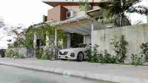 خانه‌ای مدرن با الهام از طبیعت در فضایی شهری برای اسکچاپ