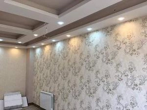 اجرای دکوراسیون باسقف کناف ودیواروکاغذ دیواری