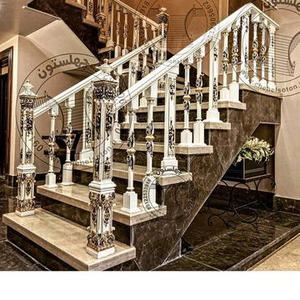 نرده چوبی مدل لوکس با پله سنگی