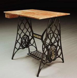میز چرخ خیاطی قدیمی