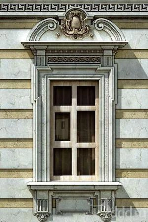 قاب سنگی رومی دور پنجره