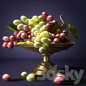 انگور در گلدان طلایی