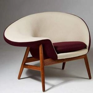 صندلی چوبی بسیار خاص