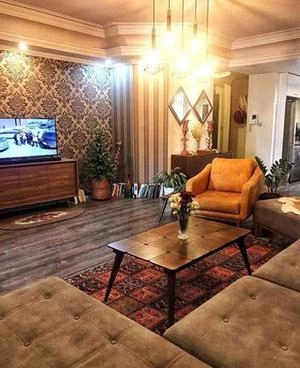 اجرای کاغذ دیواری وپارکت