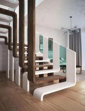 پله های منحنی وار ترکیب چوب و شیشه