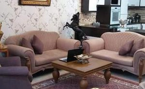 سرویس مبلمان و ناهار خوری و کریستال مورانو سرمه ای عسلی و آینه و شمعدان