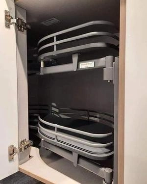 طراحی داخل کابینت اشپزخانه