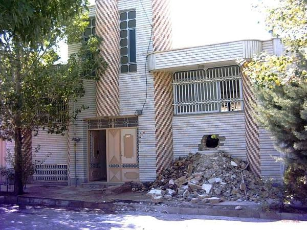 بازسازی خانه مسکونی زنجان