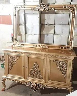 کنسول زیبای مدل دایموند رنگ فوق العاده طلایی چرک