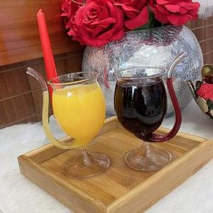 لیوان نی دار یا نی نوش