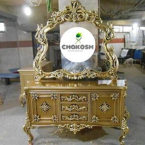کنسول سه درب مدل صدفی رنگ زیبای  طلایی سر گل ورق طلا