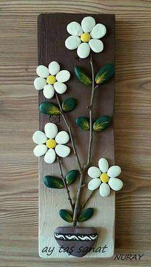 سه  دسته گل سنگی زیبا