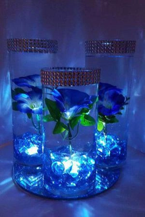 جا شمعی شیشه ای آبی