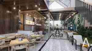 کافه‌ای دنج با طراحی مدرن و فضایی دلنشین برای اسکچاپ