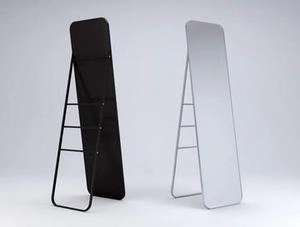اینه  مدرن ایستاده