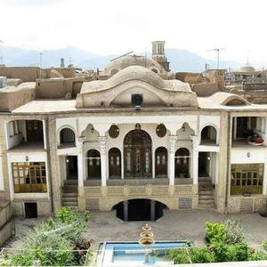 خانه اشراقی ها