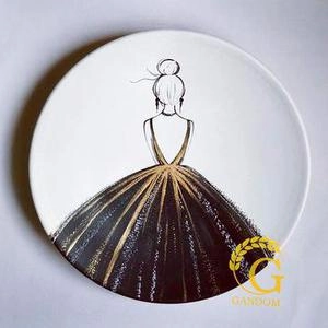 نقاشی روی بشقاب سفال
