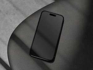 موکاپ موبایل روی میز