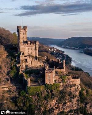 قلعه راین در Rhineland-Palatinate آلمان