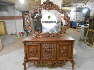 کنسول زیبای مدل سناتور رنگ بی نظیر فندقی