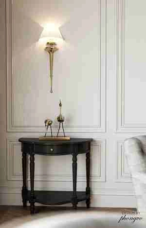 طراحی داخلی فضای نشیمن به سبک نئوکلاسیک برای اسکچاپ