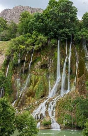 آبشار در لرستان