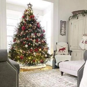 درخت کریسمس در خانه