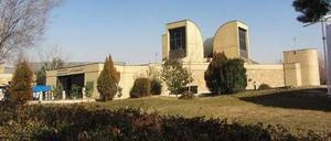 موزه هنرهای معاصر ایران طراح کامران دیبا