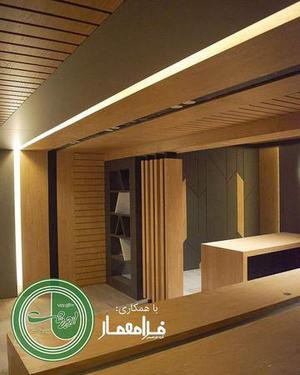 دکوراسیون دفتراداری باچوب بارنگ قهوه ای روشن وتیره