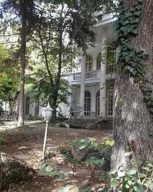 عمارت فیروزه ای