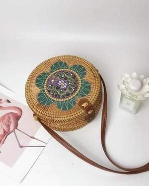 کیف های حصیری جذاب