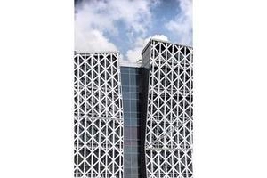 PARMIDA OFFICE COMMERCIAL